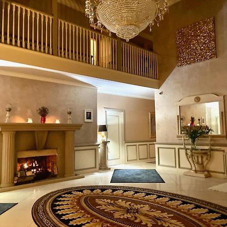 Finn Village - Loch Lomond Villa B&B - Black Room With Jacuzzi-Style Bath Glasgow Eksteriør bilde