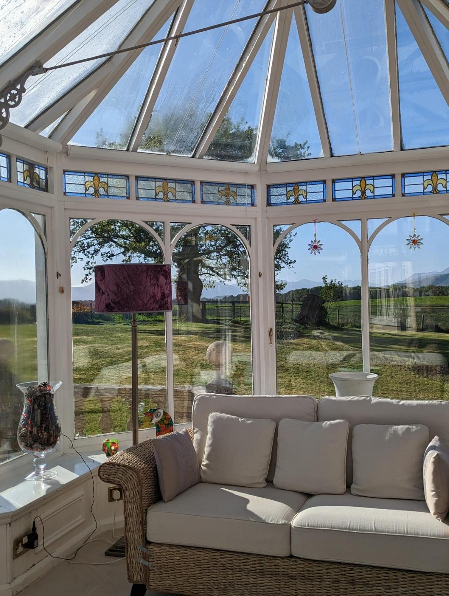 Finn Village - Loch Lomond Villa B&B - Black Room With Jacuzzi-Style Bath Glasgow Eksteriør bilde